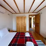 Lamin House