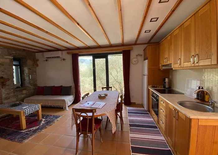 Lamin House * Sirince