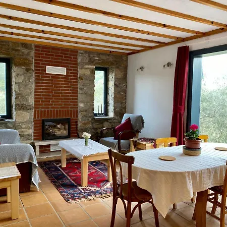 Case de vacanță Lamin House *