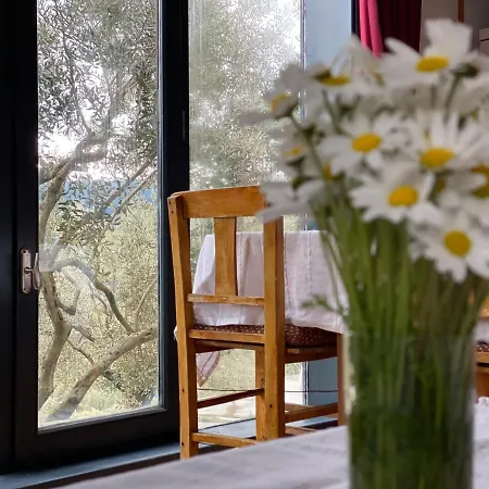 Lamin House Semesterbostad