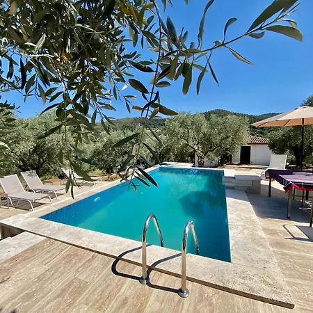 Lamin House Sirince